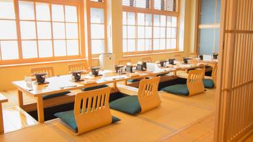 restaurant / 8