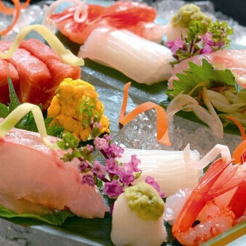 「間瀬(まぜ)漁港の入札権」を持っているから、獲れたてピチピチの海の幸をいただける3645497