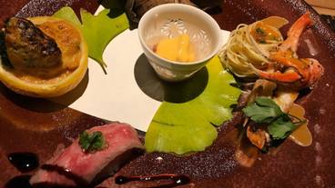 食事・飲み物 / 3