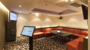 カラオケ ルーム / 8