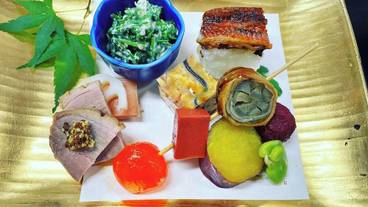 食事・飲み物 / 9