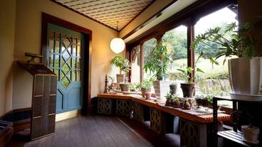 内部エントランス / 2