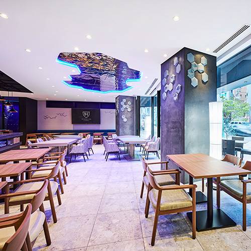 洗練された雰囲気が◎
おしゃれなホテルへ
 / 3