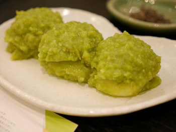「ずんだ茶寮 シェイクエクスプレス店」 料理 68674584 ずんだ餅