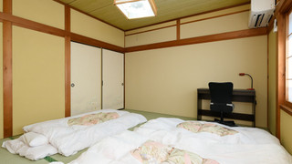 和室 共用バストイレ 4名用 禁煙