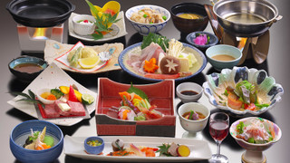 和室　一泊二食つき（夕食：すき焼き）