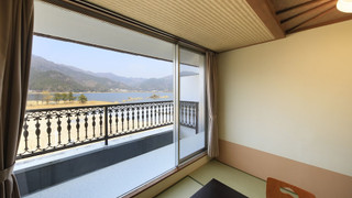 和室 シャワータイプ [河口湖側]