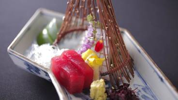 食事・飲み物 / 4