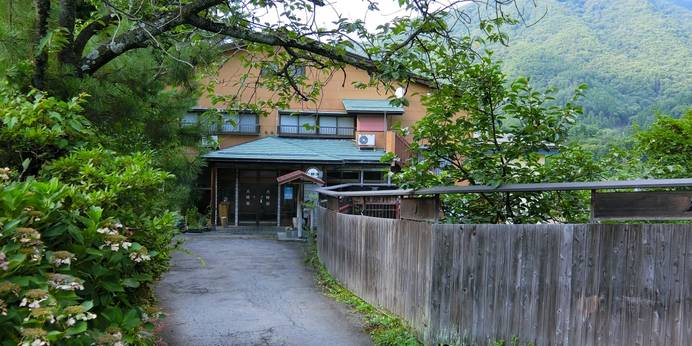 上牧温泉 月がほほえむ宿 大峰館（群馬県 旅館） / 1