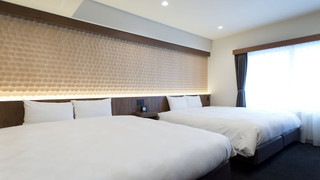 フォース・スタンダード ユニバーサルデザイン(キング2台) [全室禁煙]