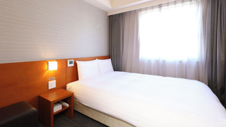 禁煙ダブルルーム(12-13sqm)