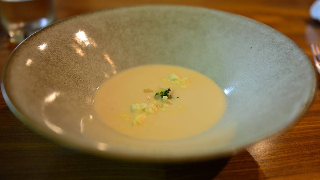 散策を楽しみつつ
北鎌倉でランチを / 3