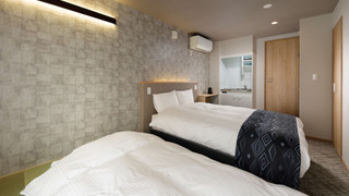 ダブルルーム 201