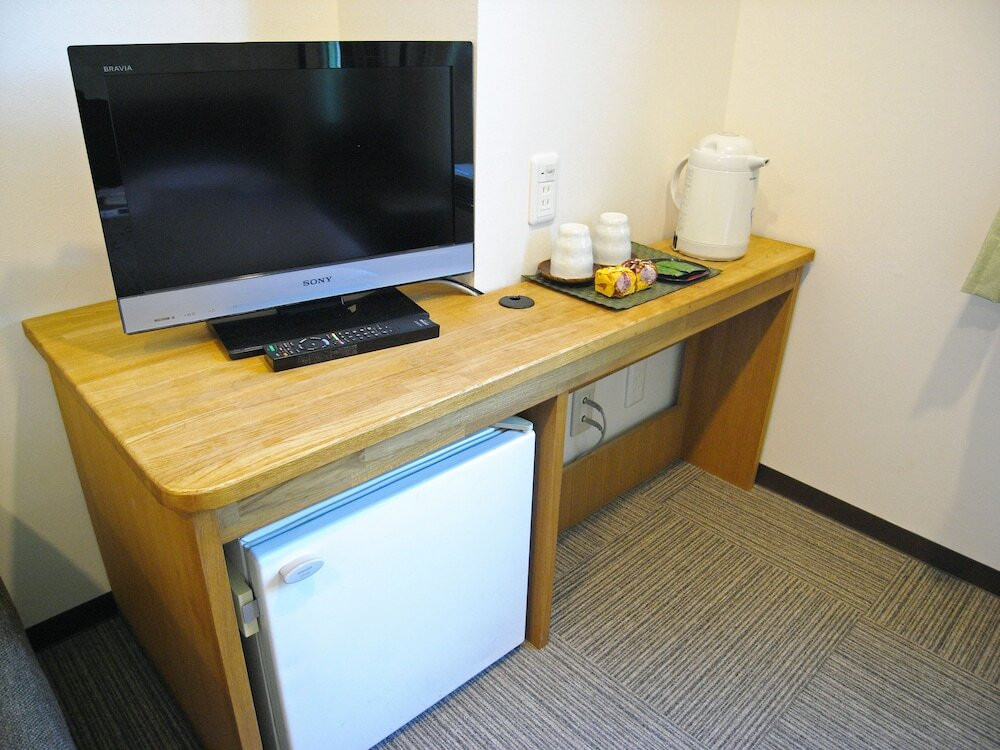 テレビと冷蔵庫