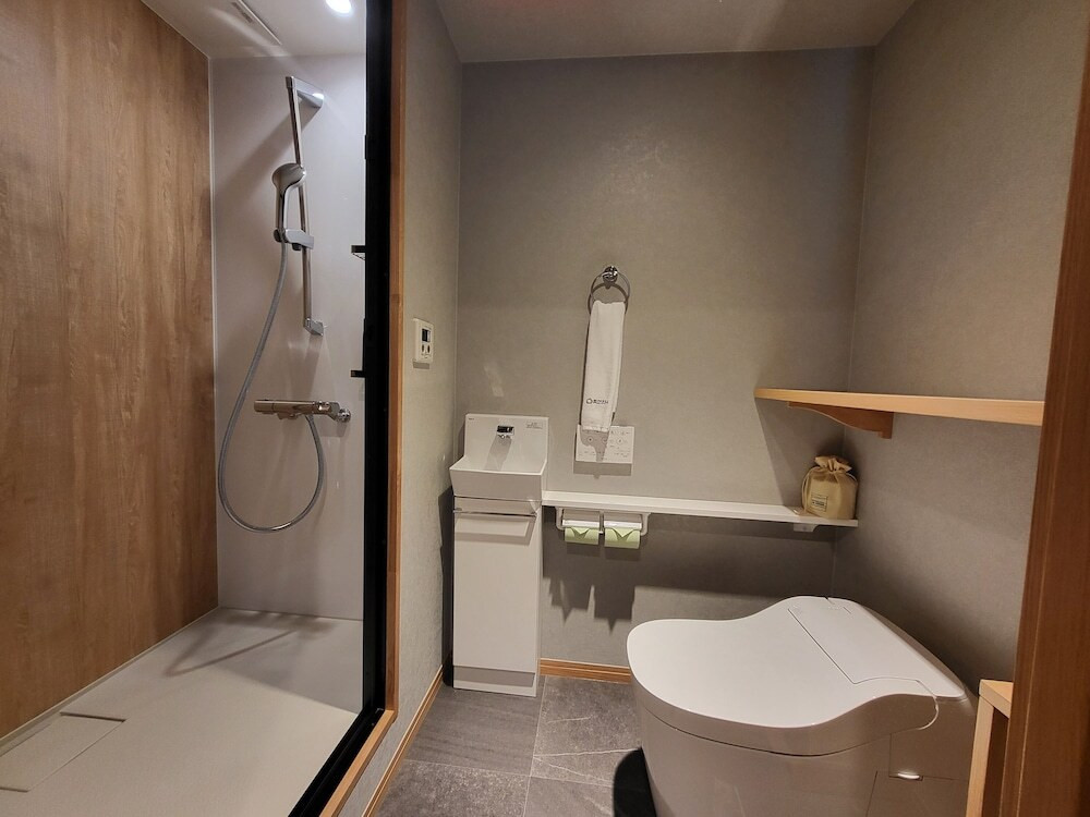 グランピング棟 バスルーム