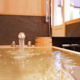 ヒノキのバスタブ / 1