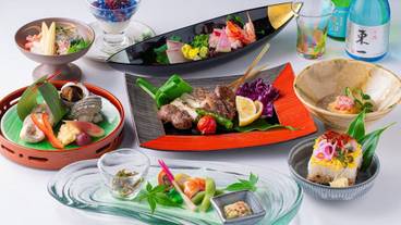 食事・飲み物 / 4