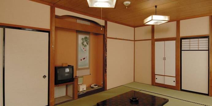 新平湯温泉 温泉民宿 お宿のざわ(岐阜県 民宿) / 1