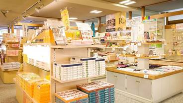 ギフト ショップ / 15