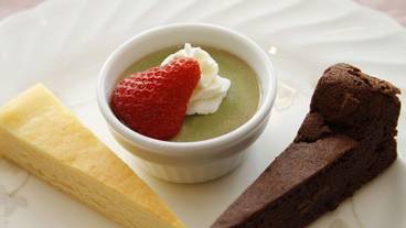 食事・飲み物 / 1