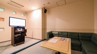 カラオケ ルーム / 9