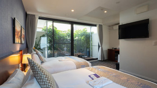 [禁煙] プレミアムツインA 22平米 (140cm幅ベッド1台 + 120cm幅ベッド1台)