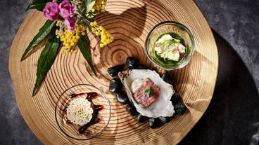 食事・飲み物 / 4