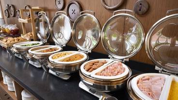 朝食ビュッフェ / 3