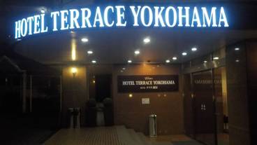 施設の入り口 / 11