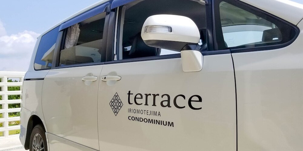 フェリー ターミナル シャトル