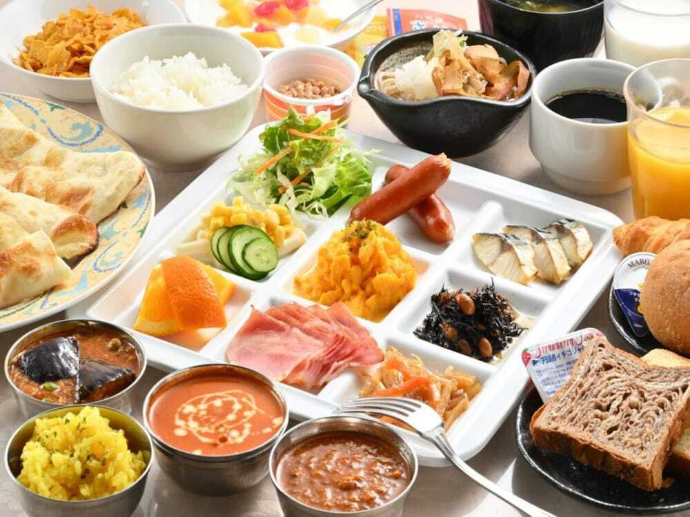 朝食