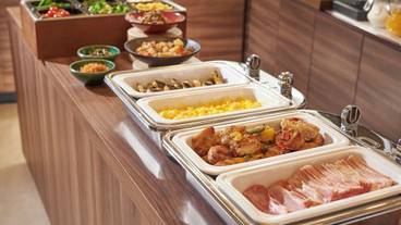 朝食ビュッフェ / 5