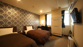 ツインルームシングルサイズベッド 2 台喫煙可