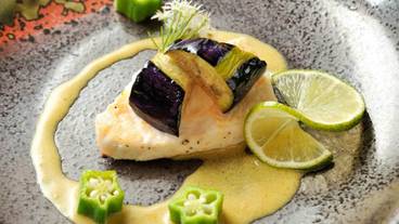 食事・飲み物 / 18