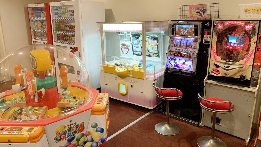 夜は卓球・カラオケで
アクティブに / 2