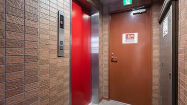 エレベーター / 2