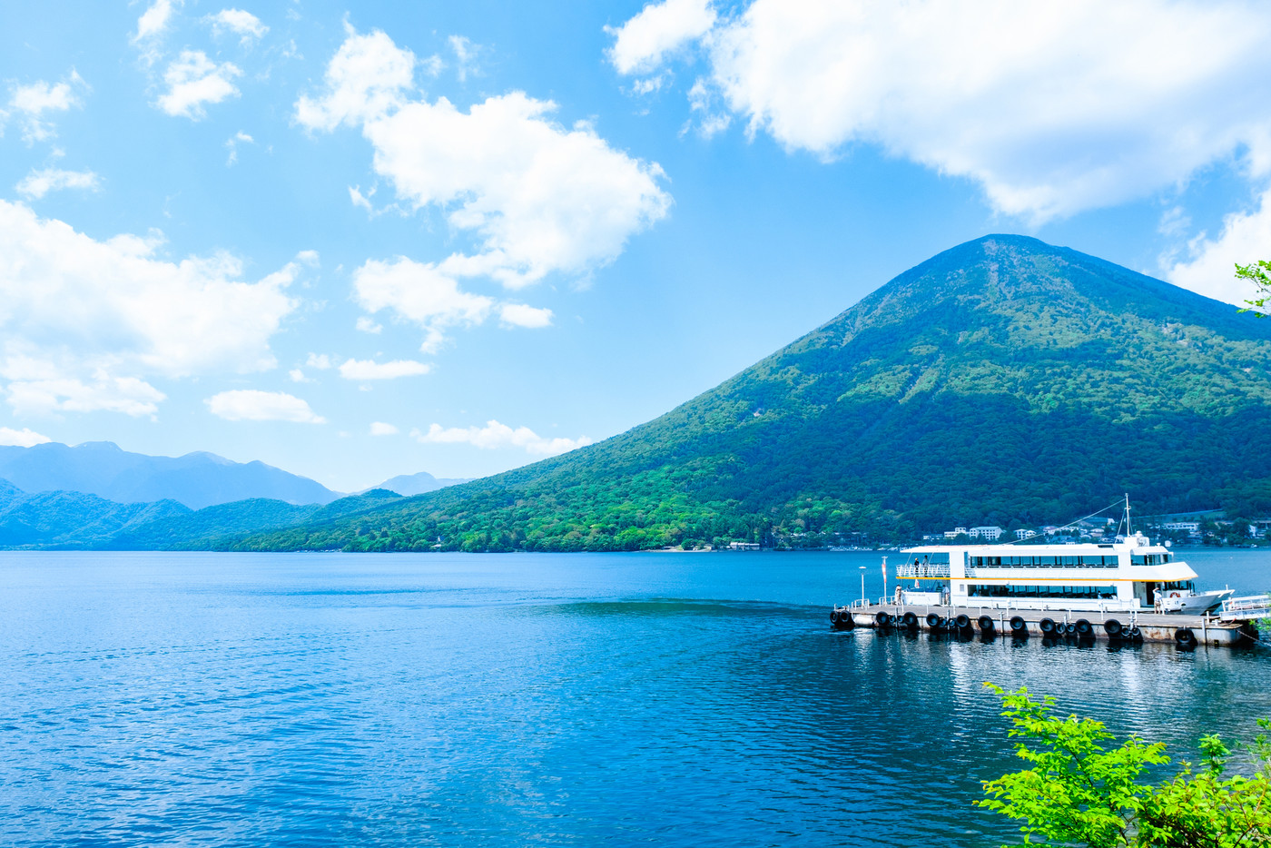 中禅寺湖畔の風景