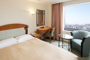 東京の夜景も楽しめる客室♪