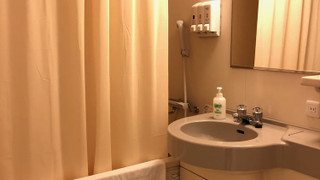 ツインルーム 天然温泉 ロテン・ガーデン付き（定休日あり）喫煙可