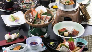 食事・飲み物 / 1