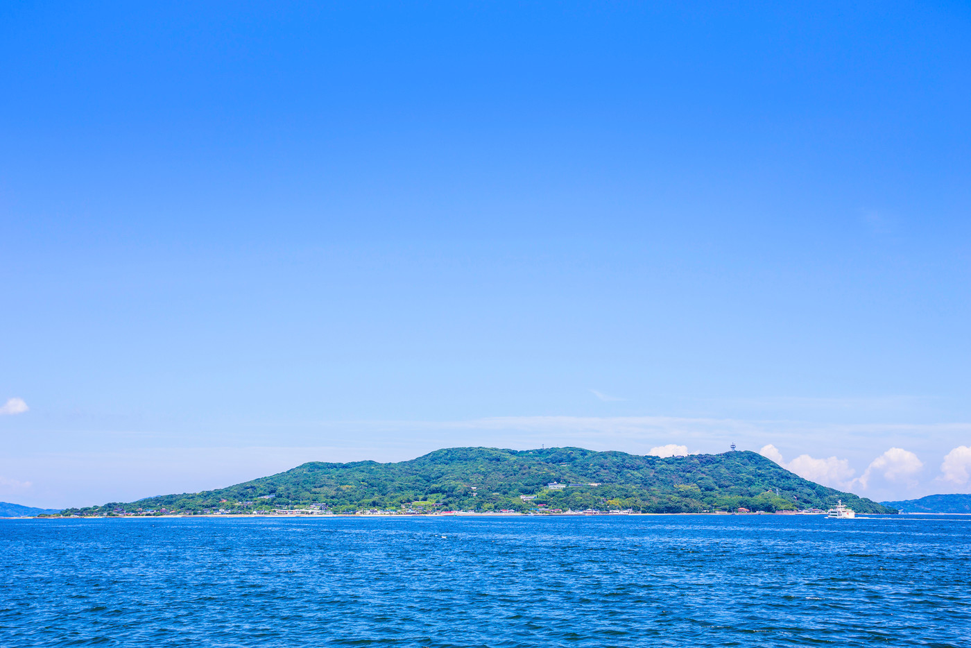 能古島の全景
