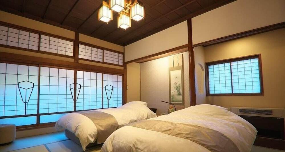 秘湯の宿自慢の名湯で心も体も生き返る3929238