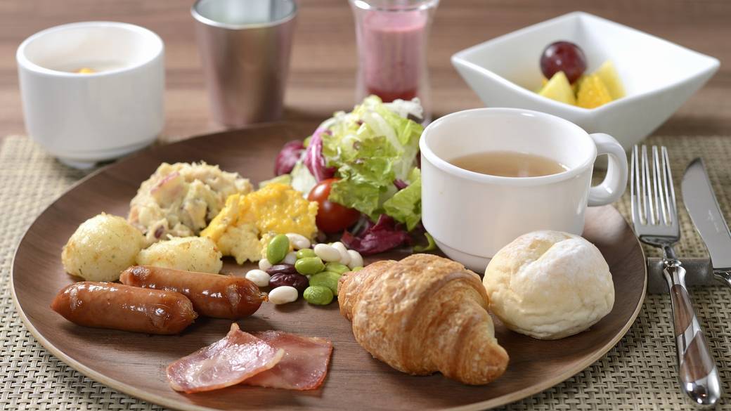 洋食の盛り付け一例 / 4