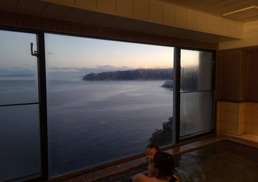 絶景の貸切風呂で
子供とのんびり入浴
 / 1