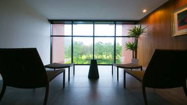 内部エントランス / 2