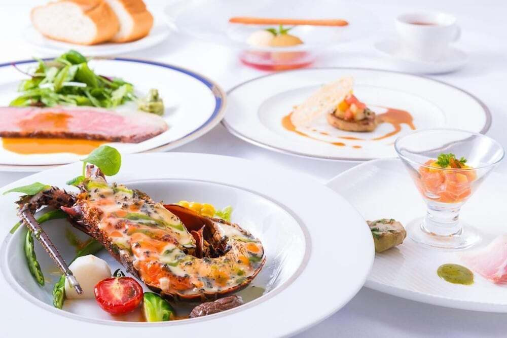 アップグレードして更なる贅沢ディナーを3702769