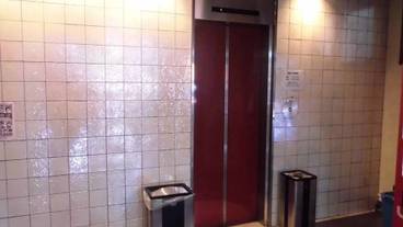 施設内の設備 / 1