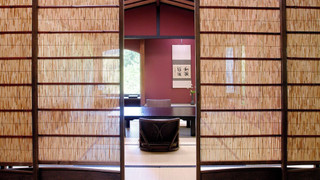 温泉掛流し露天風呂 囲まれた緑と夜空を望む 68平米 (月朧) 禁煙