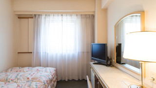 セミダブルルーム 喫煙可