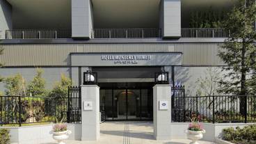 施設の入り口 / 15